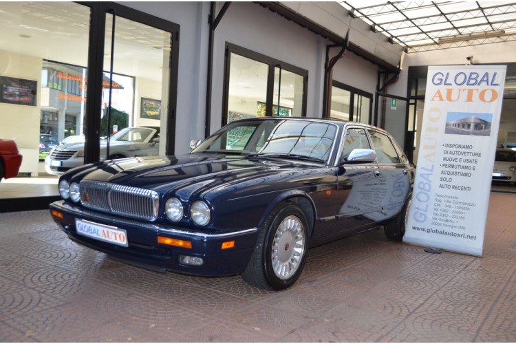 Jaguar Daimler Six 4.0 Cat Automatic